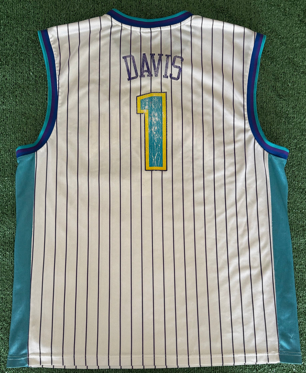 Vintage Baron Davis New Orleans Hornets Pinstripe Jersey